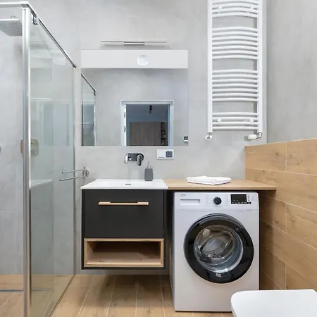 Stylowe Z Parkingiem I Balkonem W Kolobrzegu By Renters Apartman Kołobrzeg