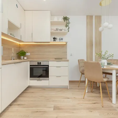 Stylowe Z Parkingiem I Balkonem W Kolobrzegu By Renters Appartement *