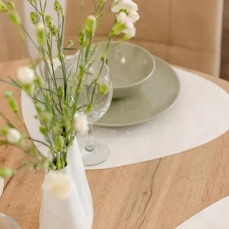 Apartman Stylowe Z Parkingiem I Balkonem W Kolobrzegu By Renters *