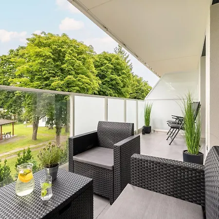 Stylowe Z Parkingiem I Balkonem W Kolobrzegu By Renters * Kolobrzeg