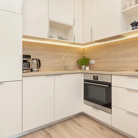 Stylowe Z Parkingiem I Balkonem W Kolobrzegu By Renters 科沃布热格