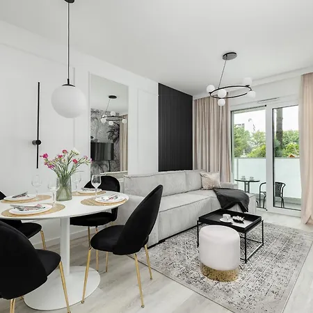 Stylowe Z Parkingiem I Balkonem W Kolobrzegu By Renters Apartment Kolobrzeg