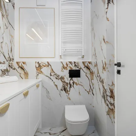 Stylowe Z Parkingiem I Balkonem W Kolobrzegu By Renters * Kolobrzeg