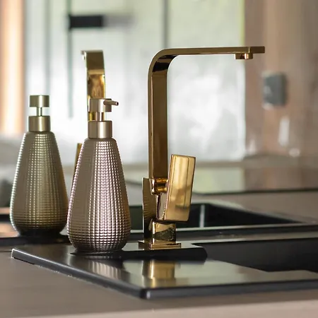 Stylowe Z Parkingiem I Balkonem W Kolobrzegu By Renters * 科沃布热格